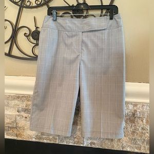 Pantology Women’s Gray Striped Shorts size 10